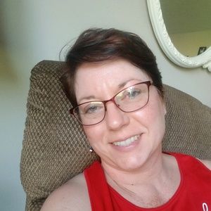 Meet your Posher, Candace